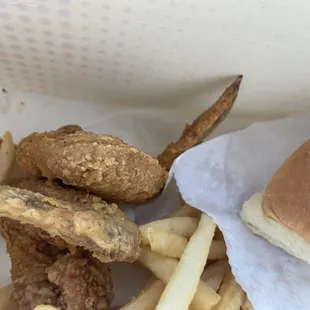 2 piece snack with 2 tiny wings