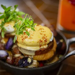 Chef Lorena&apos;s Benedict Cazuela