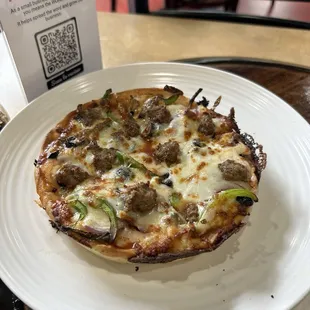 Personal supreme pan pizza