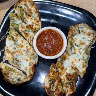 Pesto Garlic Cheese Bread