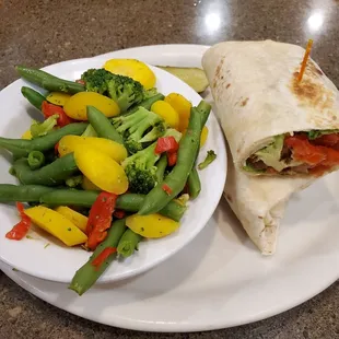 California BLT and vegetable medley