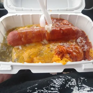 Santa Fe dog, Christmas (Red and green chile).