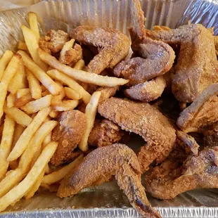 15pc wings w/fries