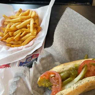 food, sandwich, hot dogs, hot dog