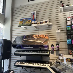 Piano/keyboard section