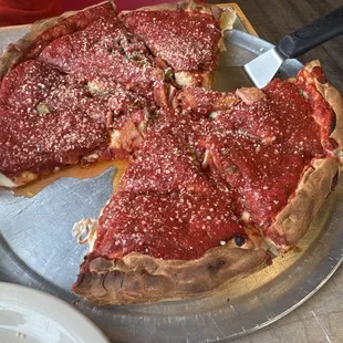 14" Meat Lovers Deep Dish with Jalapeños....