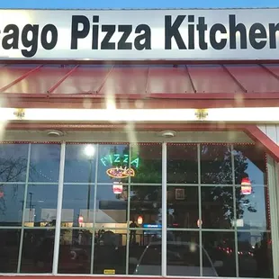 #ChicagoPizzakitchen *chicagopizzakitchen #deepdishpizza #bestdeepdishinalbuquerque