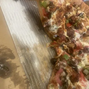 14&quot; Deep Dish Chicago Supreme Pizza