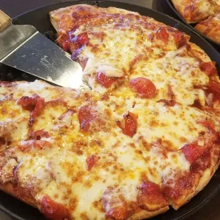 Bbq with pepperoni and peppedewi peppers