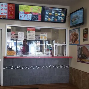 the inside of a fast food restaurant