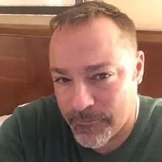 Tim R.