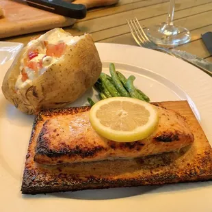 Cedar plank salmon. Delish.