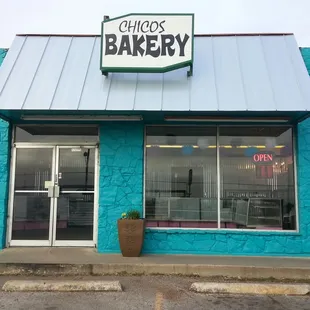 Omg! The new upscale Chico&apos;s Bakery its sheek , shabby and just all around gorgeous! And the bread is better than ever! Must see