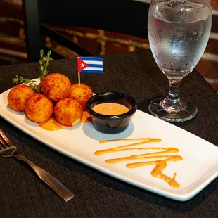 FRIED CHEESE BALLS