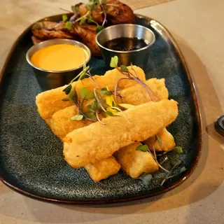 Yucas Y Pltanos Fritos