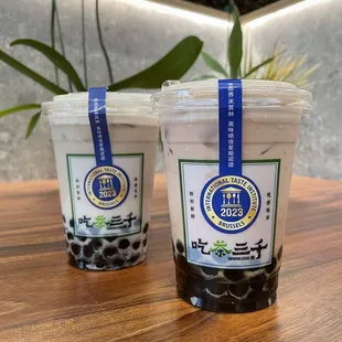Bubble milk tea, dong ding oolong milk tea