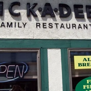 ows the front of the restaurant