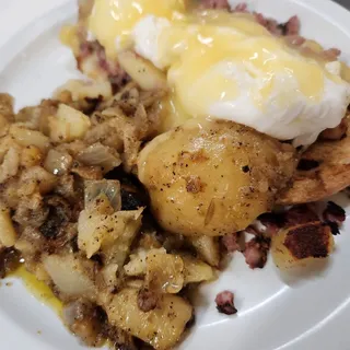 Corned Beef Hash Egg Benedict