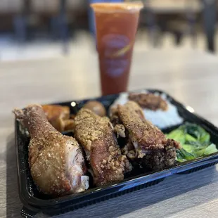 B25 Fried Chicken Quarter Rice plate