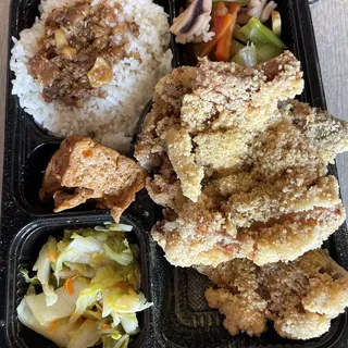#B4. Fried Pork Chop Rice Plate