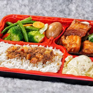 B26 Crispy Pork Belly Rice Plate