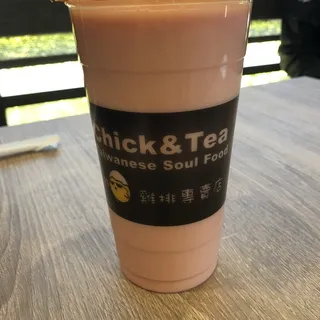 #D4. Strawberry Milk Tea(Green Tea)
