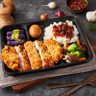 #B15 Gpie Chicken n waffles