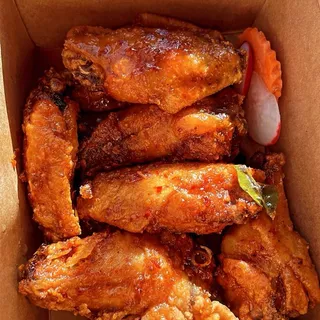 Tom Yum Chicken Wings
