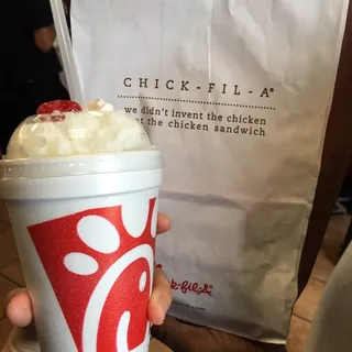 Cookies & Cream Milkshake