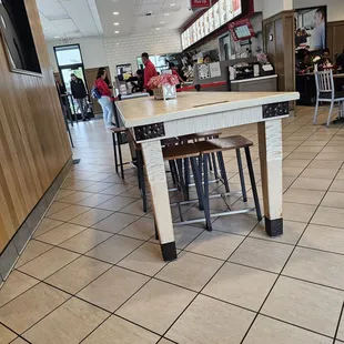 ramen and noodles, interior