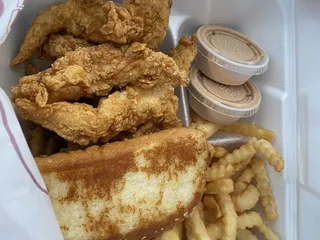 Raising Cane’s Chicken Fingers - Phoenix