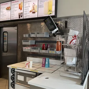 The mobile order &amp; To Go corner