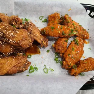 12 piece soy garlic and buffalo chicken wings