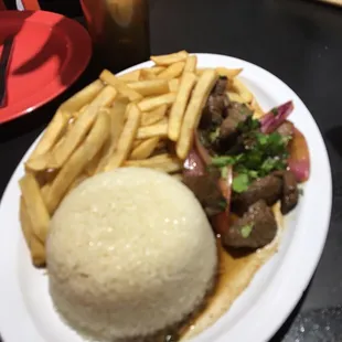 Lomo Saltado