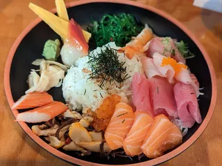 Sushi Mama