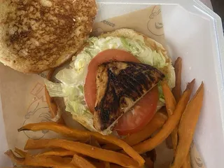Stuff'ns Cafe