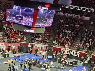 Lloyd Noble Center