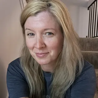 Nikki H.