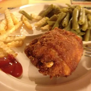 One piece (thigh) dinner with French fries and green beans
