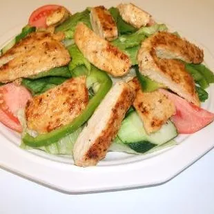 Salads Lovers, Here I&apos;m! Fresh Grilled Chicken Salad! Right from the Grill!