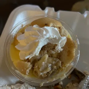 Nasty brown Banana Pudding and no flavor greens