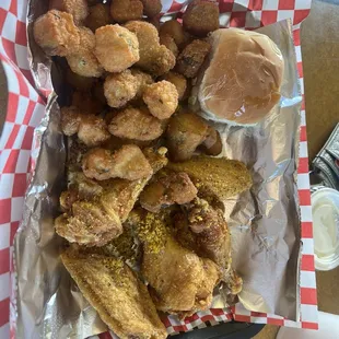 Wing dinner with fried okra