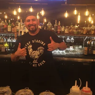 Great bartender -AD.  Good vibe.  Good drinks. Good pours.