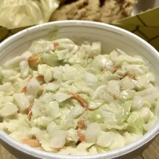 Cole slaw &amp; chicken always yum yum yum :)'