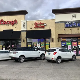 ramen and noodles, outside