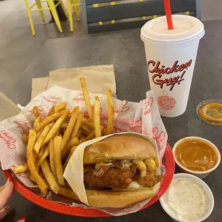 Buffalo Mac 'N' Cheese Sandwich