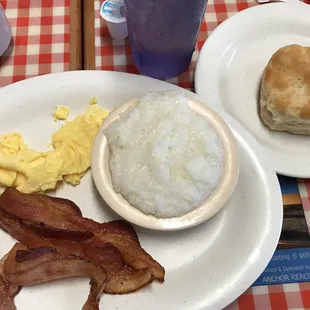 One egg breakfast with bacon.