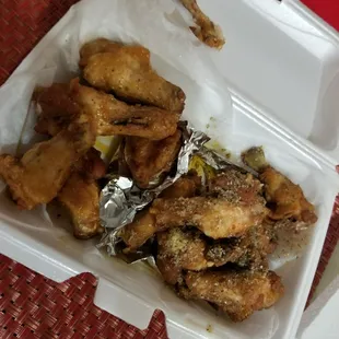 poultry, chicken wings and fried chicken, bbq wings, fried chicken, food, chicken wings, fried chicken wings, chicken, bbq chicken