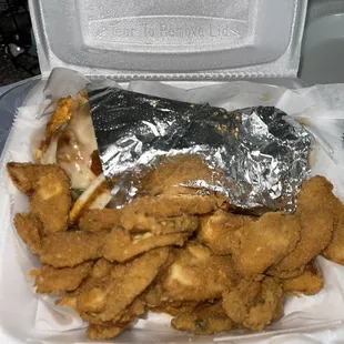 #10 Buffalo Chicken Pita and fried squash | Instagram @Kurlykonnoisseur