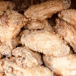 WINGS WINGS WINGSPARTY WINGS
Seasoned - BBQ - Lemon Pepper- Buffalo- Chipotle- Cajun-